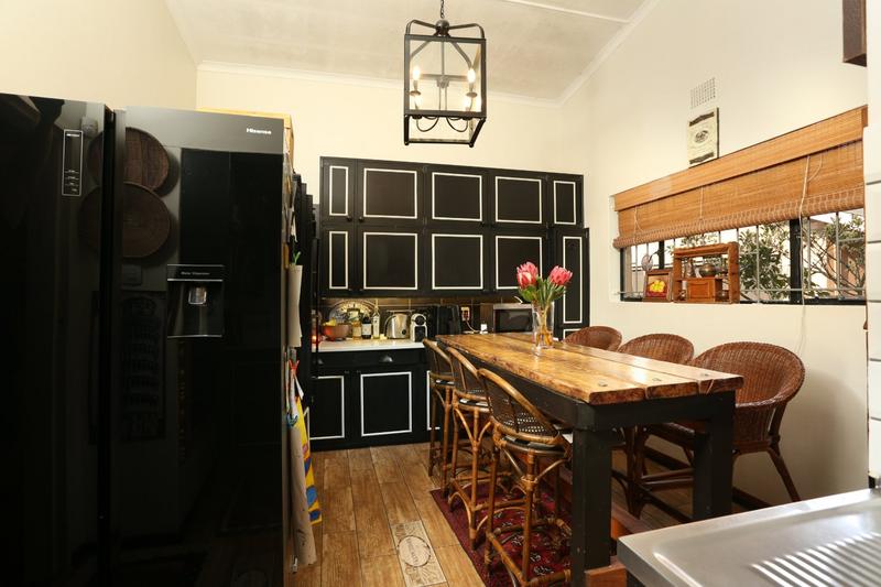 5 Bedroom Property for Sale in Mossel Bay Central Western Cape